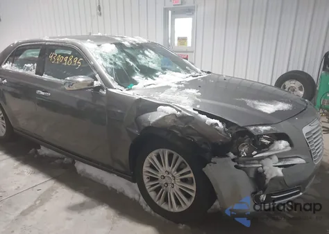 2012 Chrysler 300 Limited из США, поврежденный, VIN 2C3CCAHG1CH225379